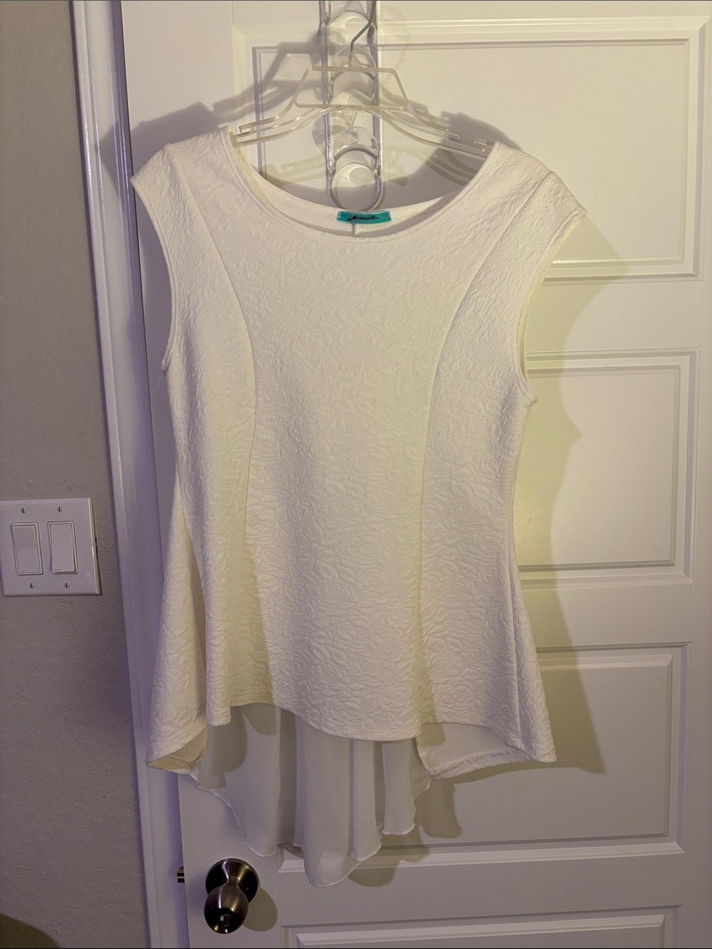 julie's closet White Sleeveless Textured High-Low Tunic